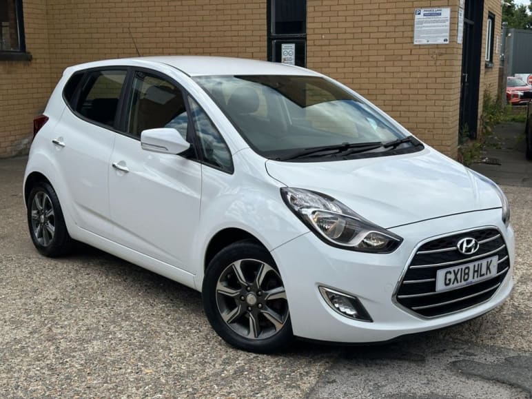 HYUNDAI IX20