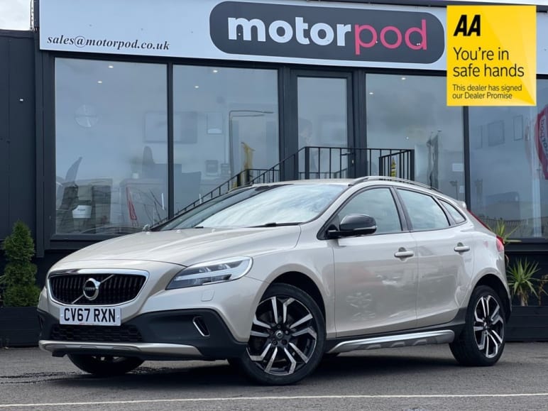 Volvo V40