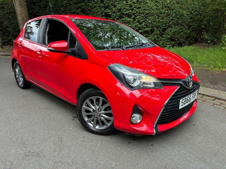 TOYOTA YARIS