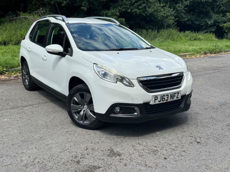 PEUGEOT 2008