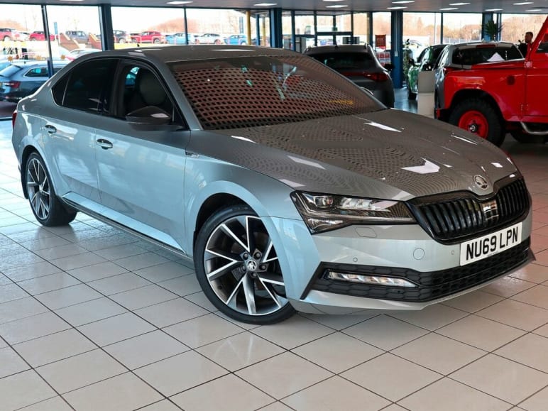 SKODA SUPERB