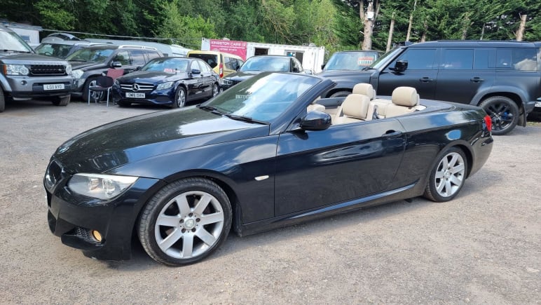 BMW 3 SERIES