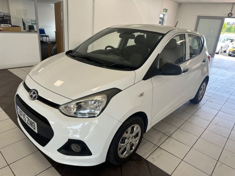 HYUNDAI I10