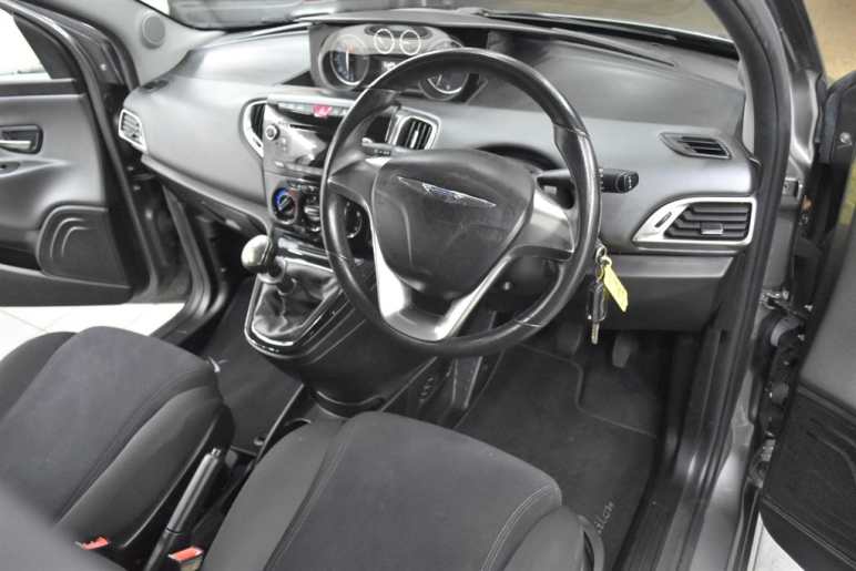 1.2 SE Euro 5 (s/s) 5dr