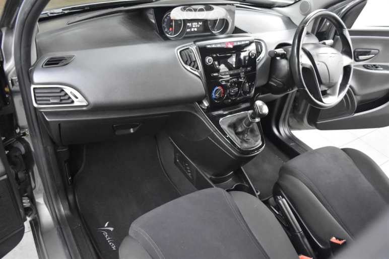 1.2 SE Euro 5 (s/s) 5dr