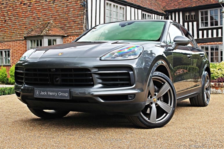 PORSCHE CAYENNE