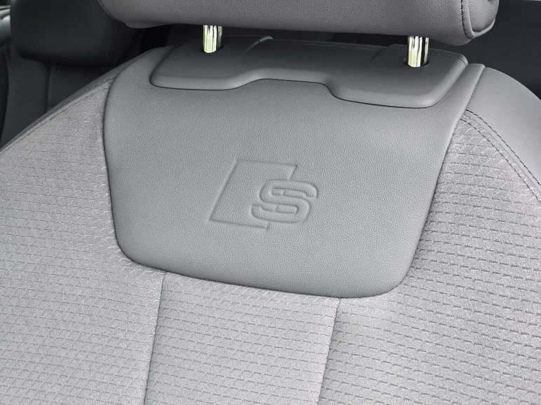 Avant Black Edition 40 TFSI  204 PS S tronic
