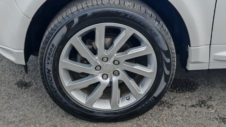 2.2 SD4 SE Tech 5dr Auto