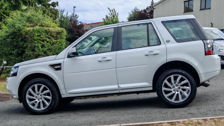 2.2 SD4 SE Tech 5dr Auto