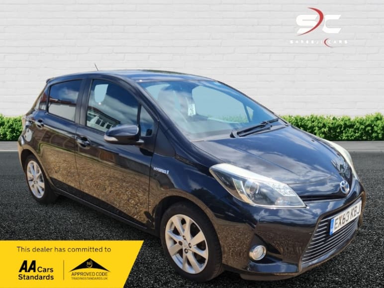 TOYOTA YARIS