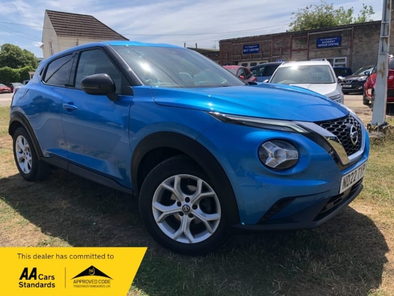 NISSAN JUKE