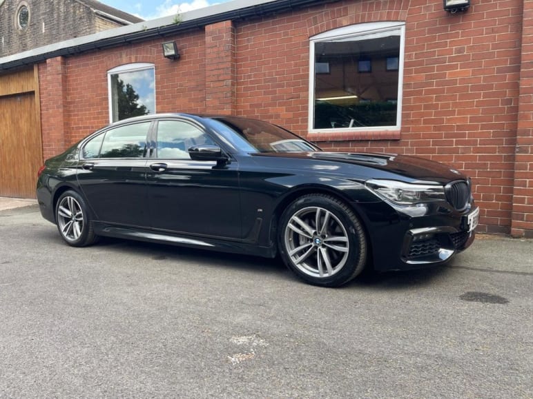 BMW 7 SERIES