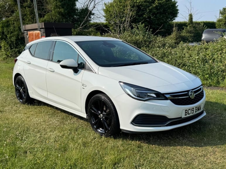 VAUXHALL ASTRA