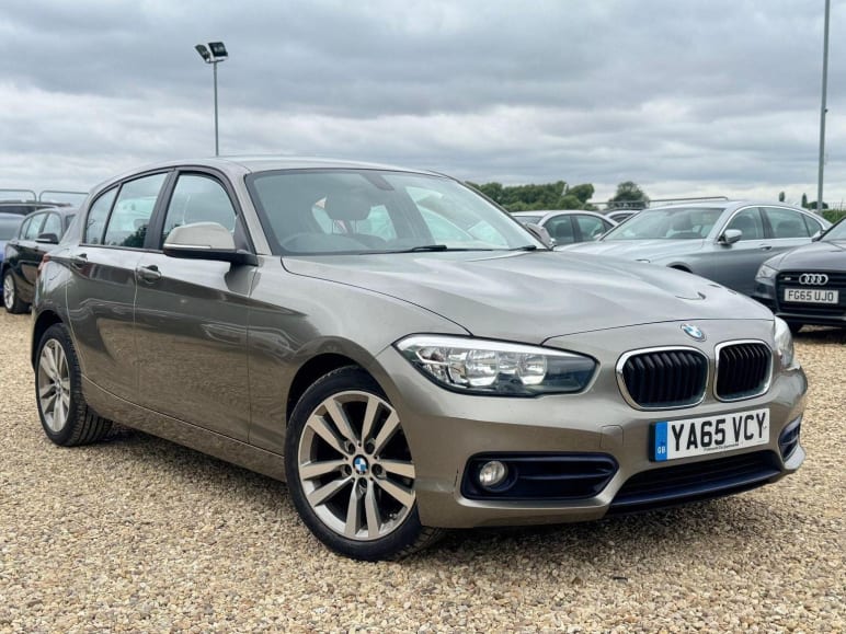 BMW 1 SERIES