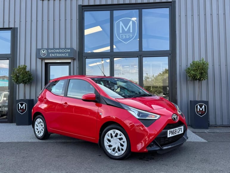 TOYOTA AYGO