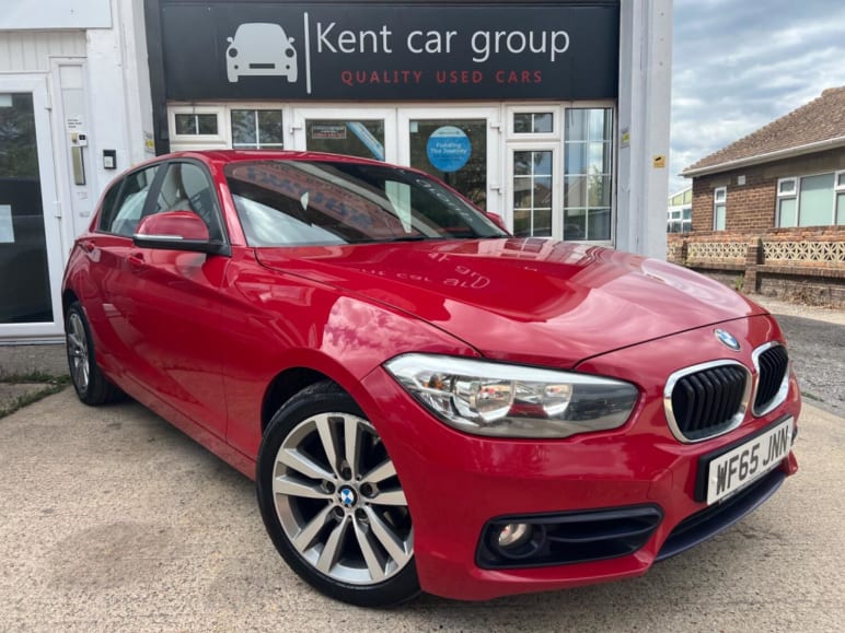 BMW 1 SERIES