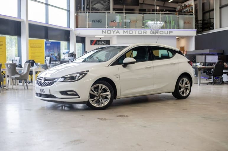 VAUXHALL ASTRA