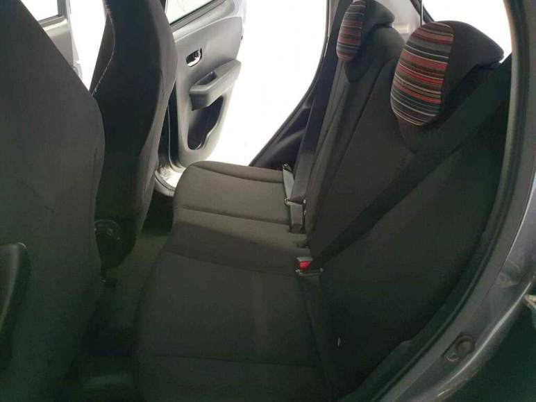1.0 VTi Shine Hatchback 5dr