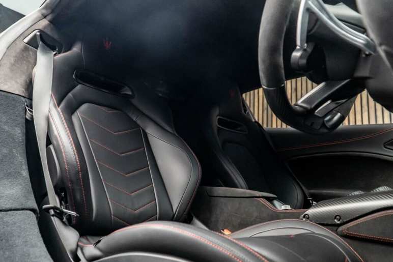 MASERATI MC20