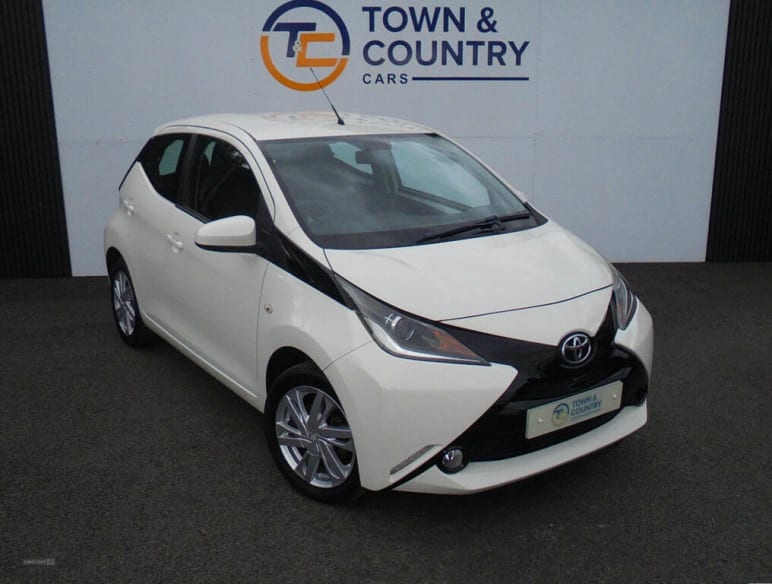 TOYOTA AYGO