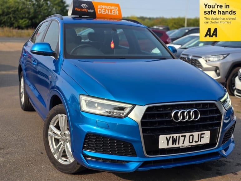 AUDI Q3