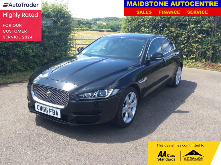 JAGUAR XE