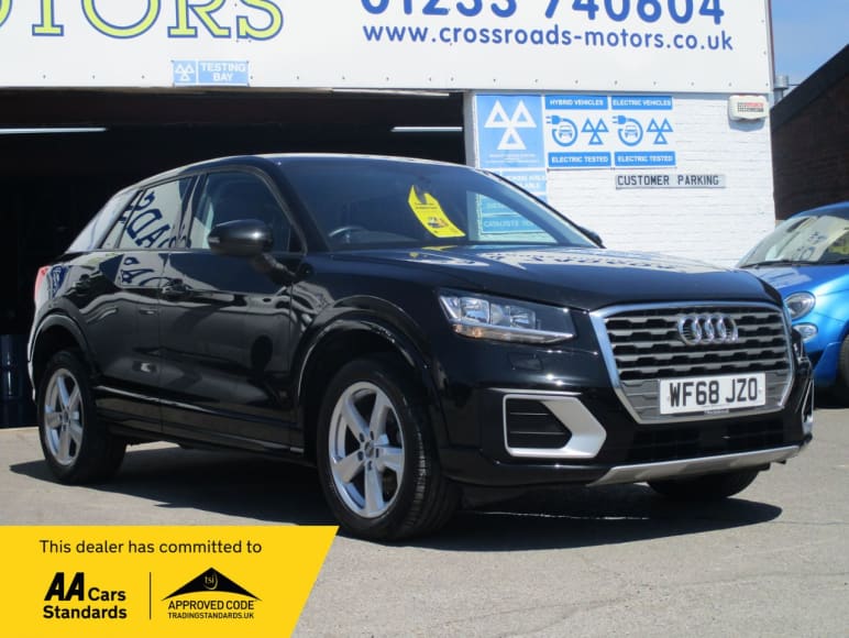 AUDI Q2