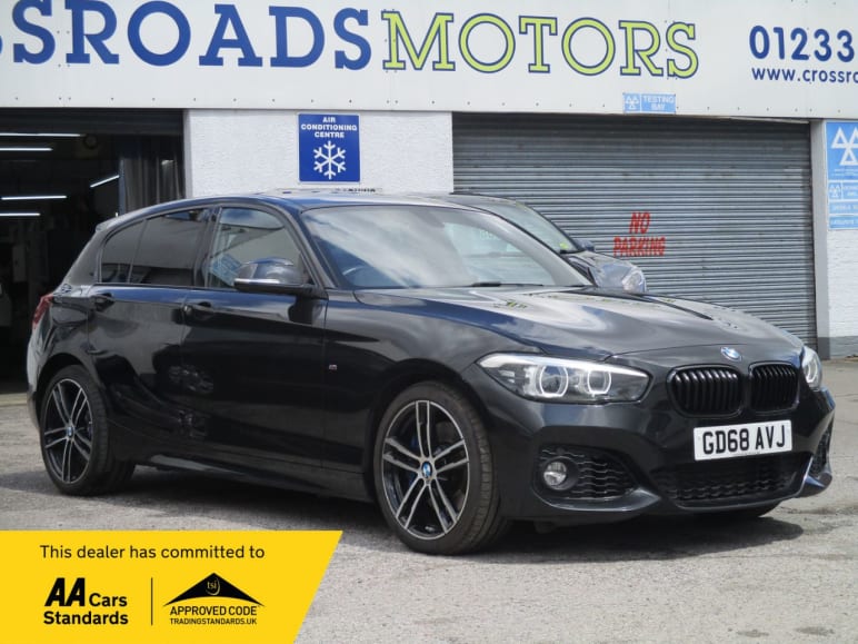 BMW 1 SERIES