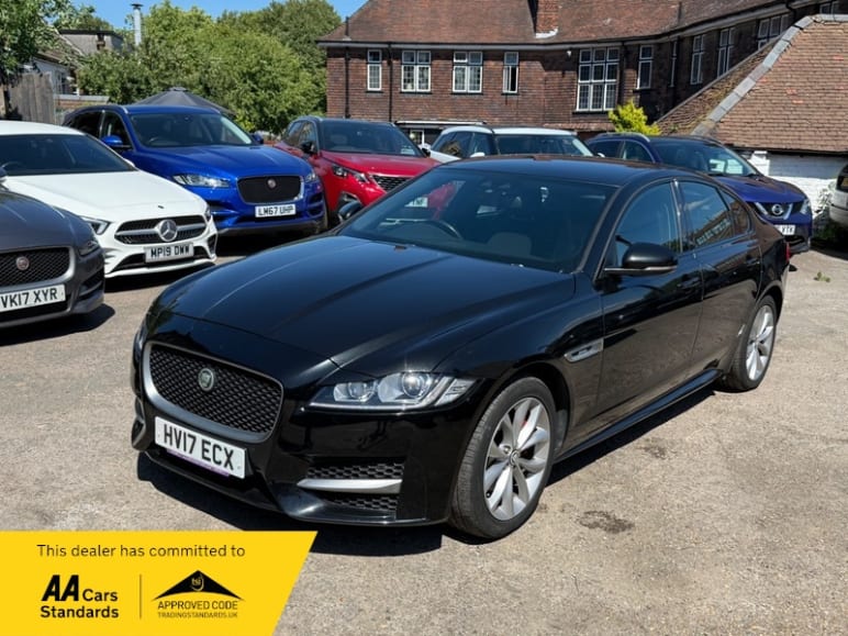 JAGUAR XF