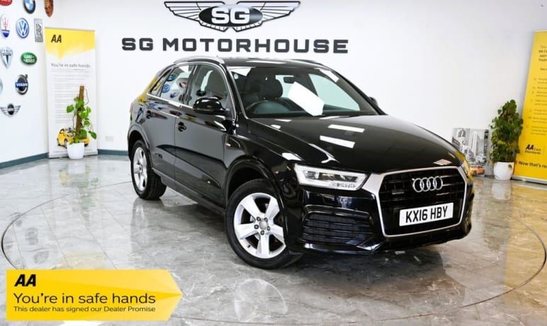 AUDI Q3