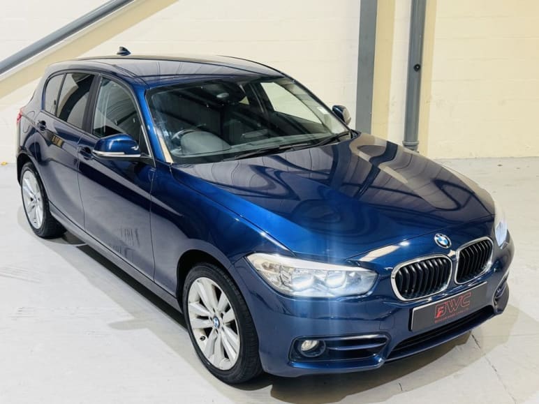 BMW 1 SERIES
