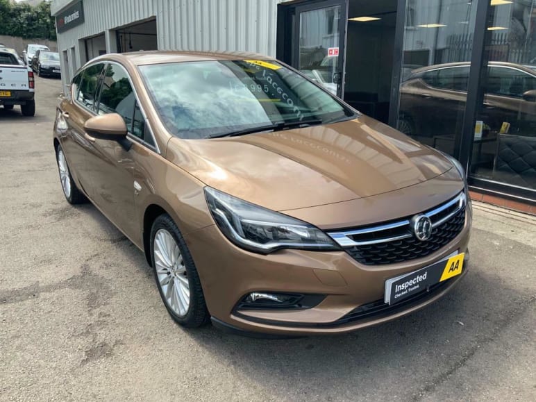 VAUXHALL ASTRA