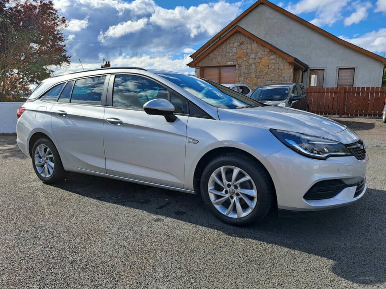 VAUXHALL ASTRA