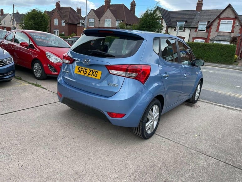 HYUNDAI IX20