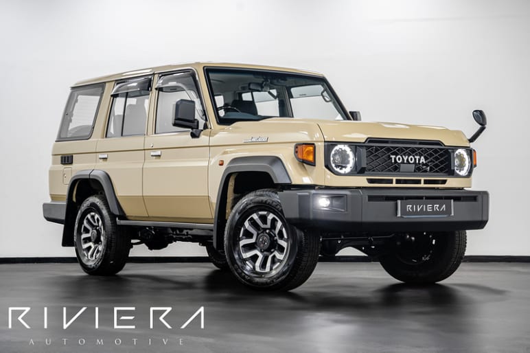 .4X4