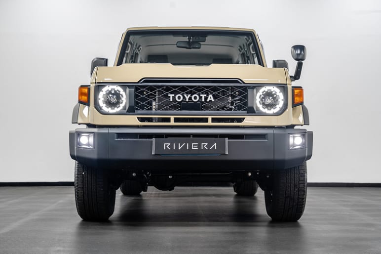 .4X4
