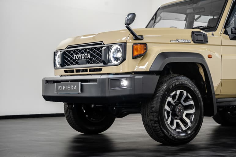 .4X4