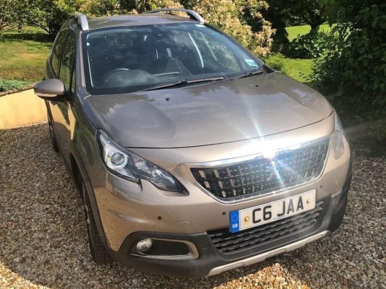 PEUGEOT 2008