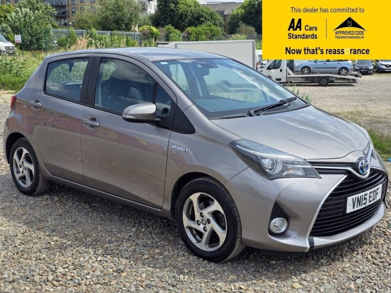 TOYOTA YARIS