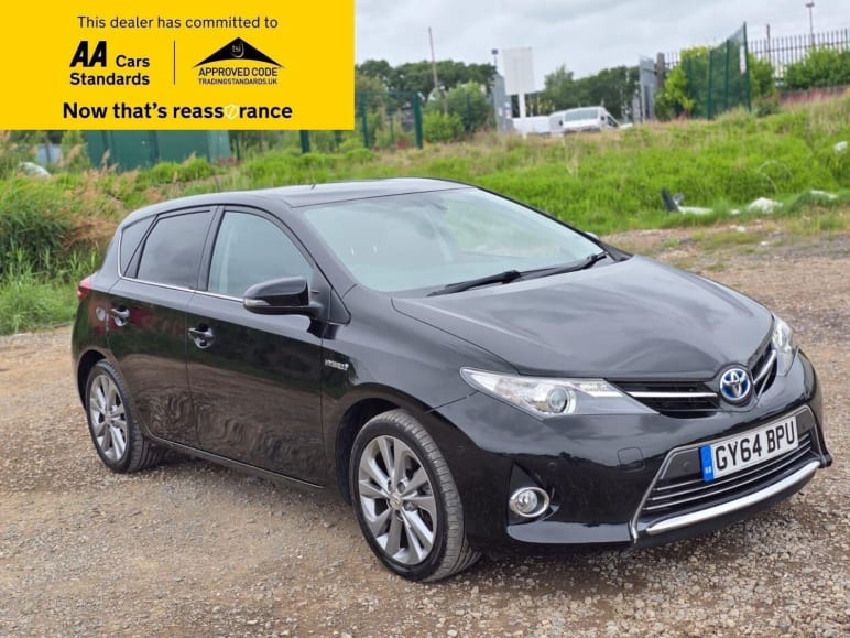 TOYOTA AURIS