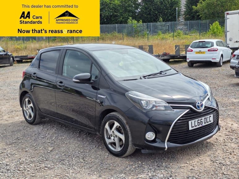 TOYOTA YARIS