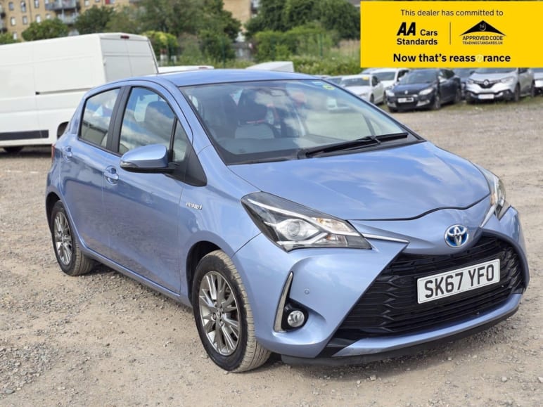 TOYOTA YARIS