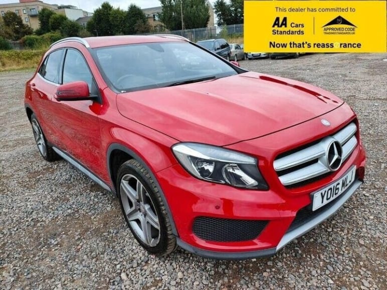 MERCEDES-BENZ GLA