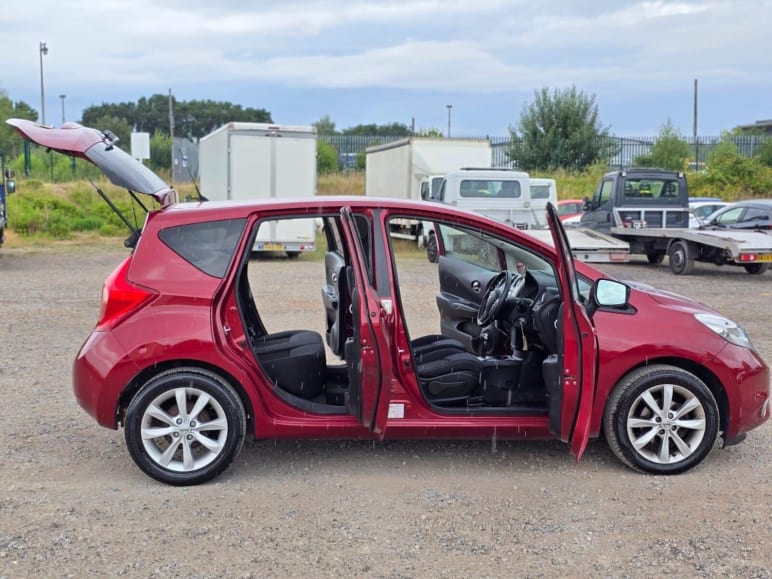 1.2 DIG-S Acenta Premium XTRON Euro 6 (s/s) 5dr