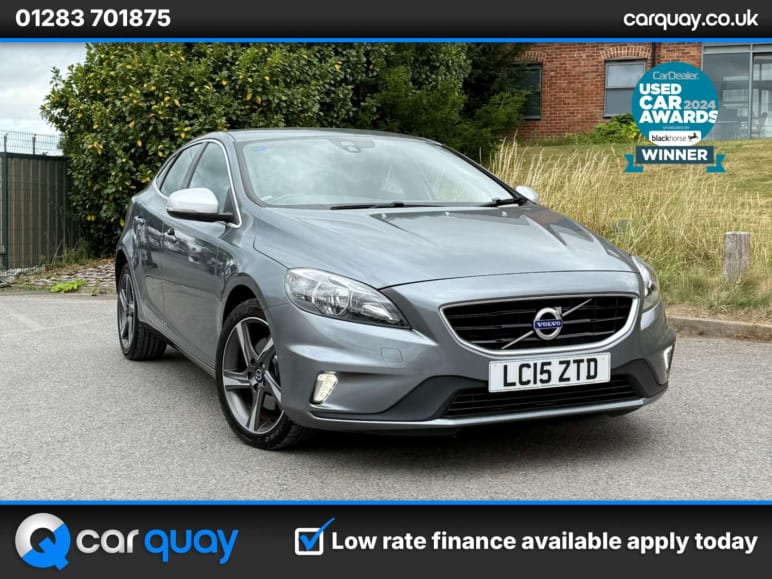 VOLVO V40