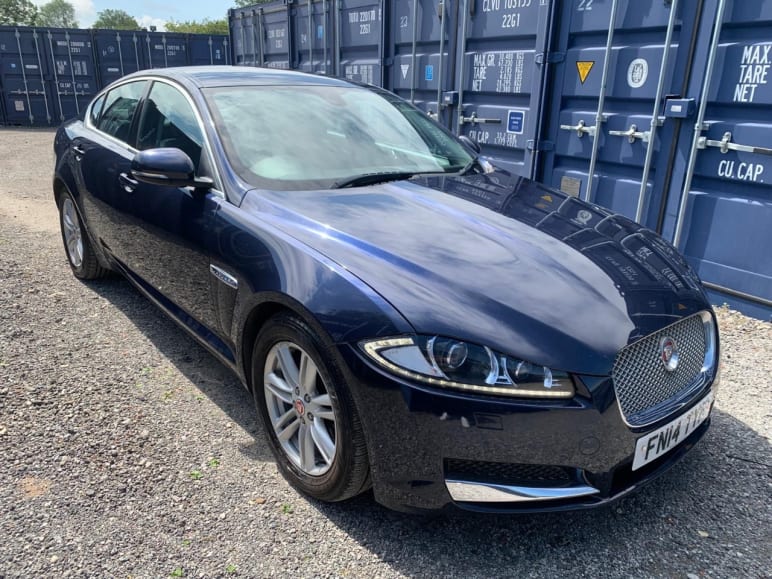 JAGUAR XF