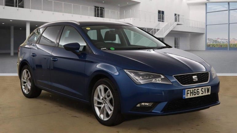 SEAT LEON
