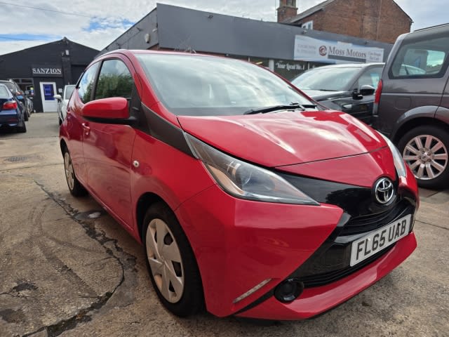 TOYOTA AYGO