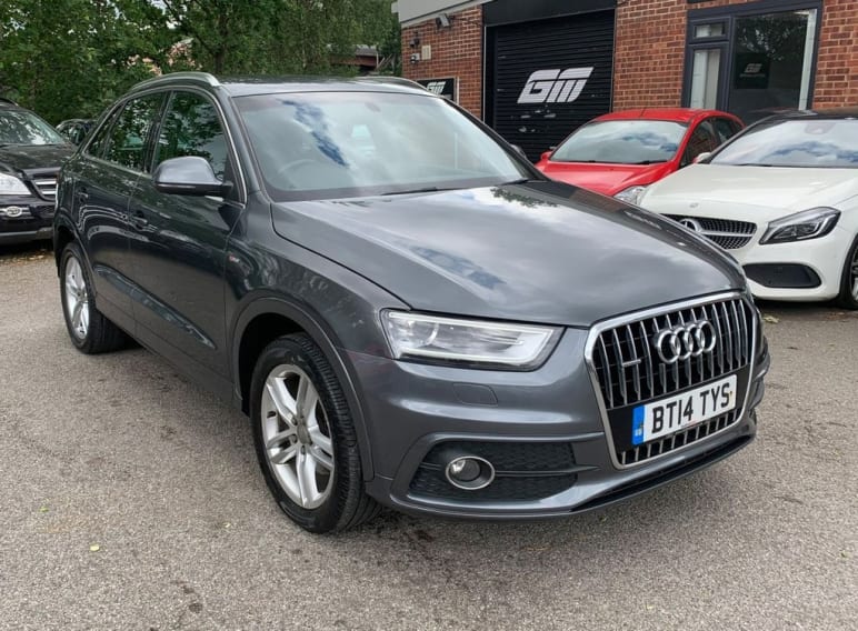 AUDI Q3