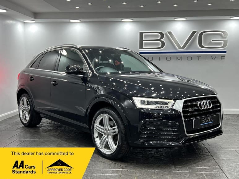 AUDI Q3